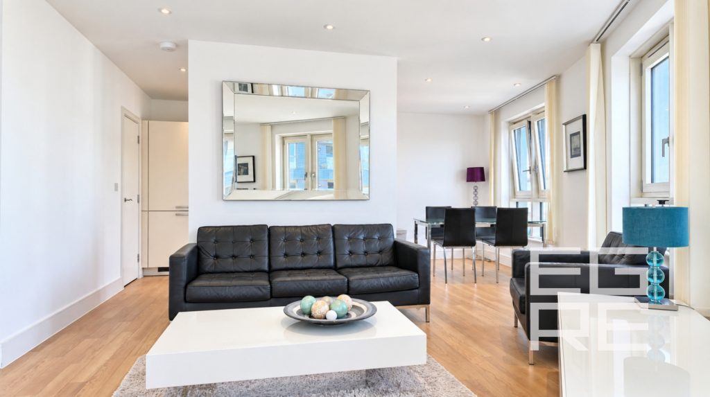 Apartment in London - More