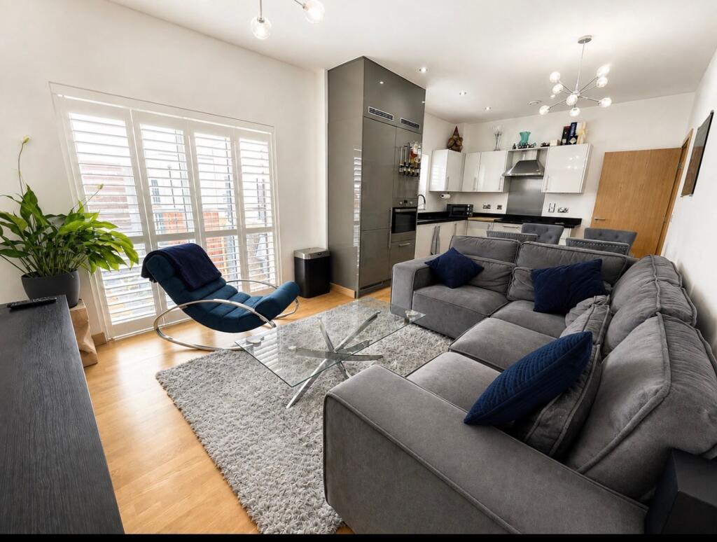 Main image of property: Sutton Road, Southend-On-Sea, SS2