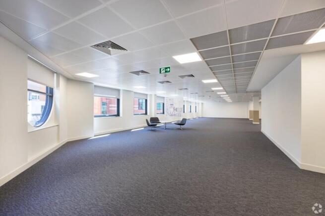 Goldvale House  Woking  Office 11.jpg