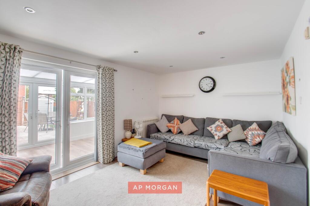 Yarningale Close, Oakenshaw, Redditch, Worcestershire, B98 photo 4