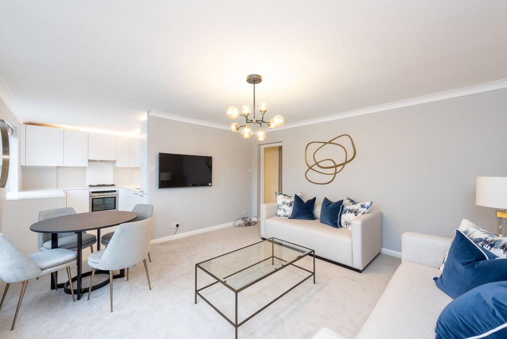 Apartment in London, Chelsea - View 3