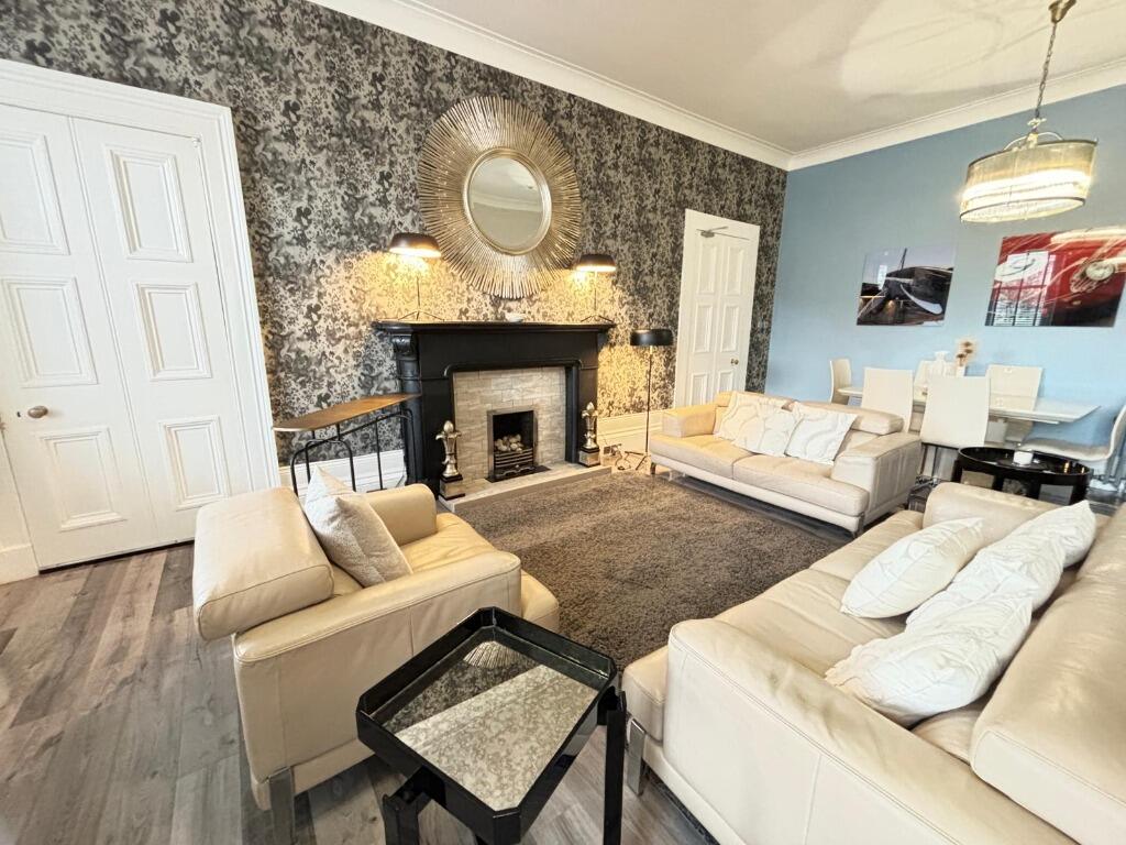 Apartment in Paisley - More
