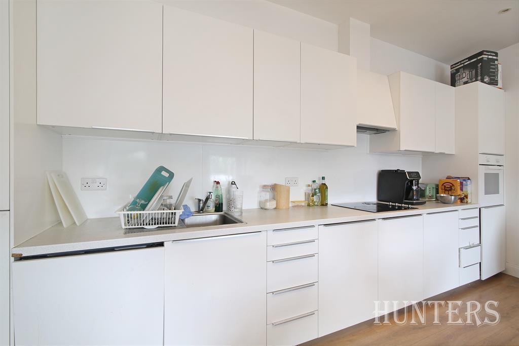 Apartment in London - View 4