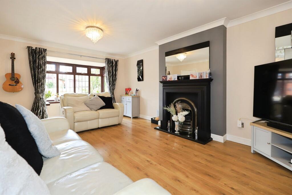 House in Wyre Forest, Aggborough, Kidderminster - View 5