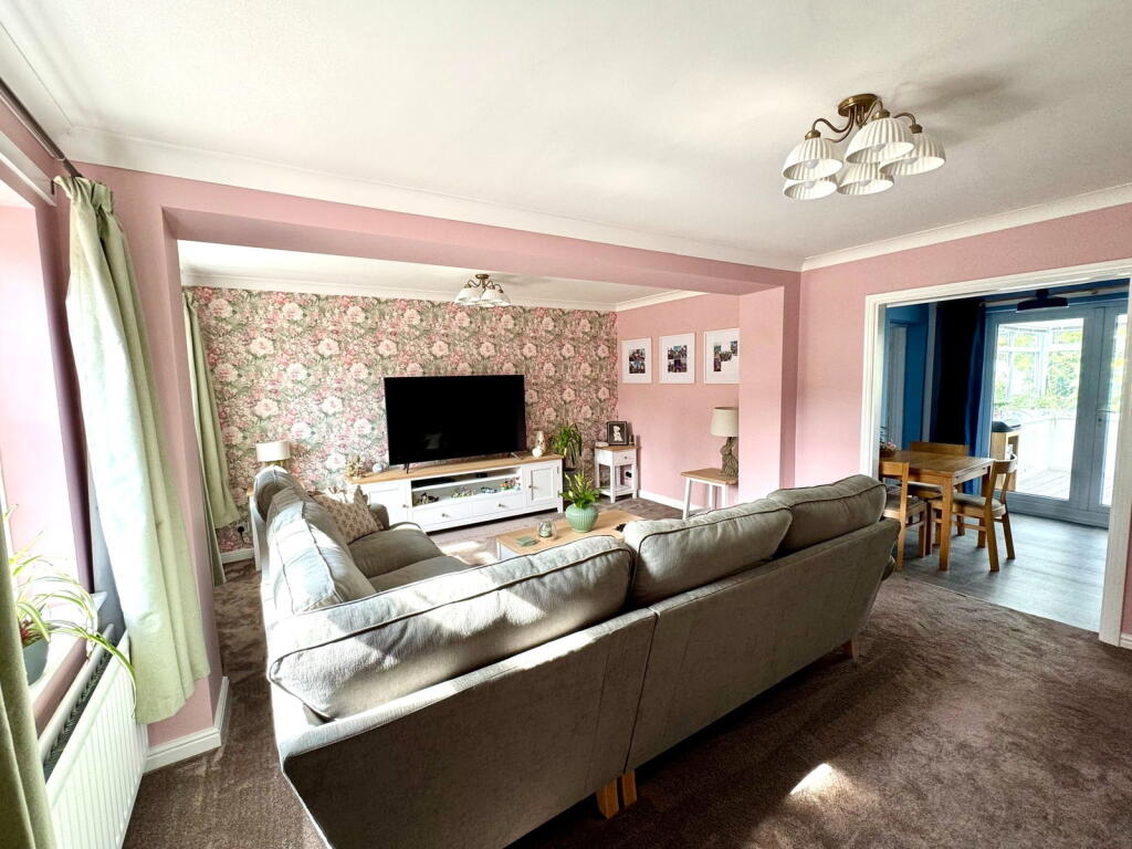 House in Ingleby Barwick, Beckfields, Stockton-on-Tees - View 4