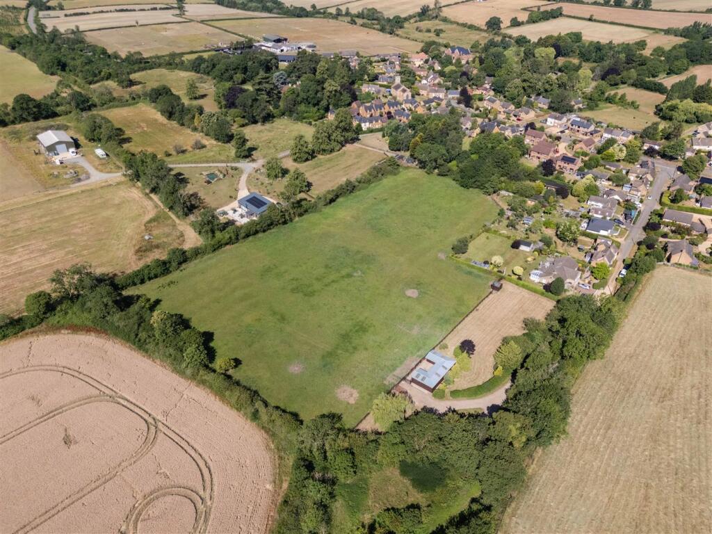 Bridle Road, Hannington - View 3