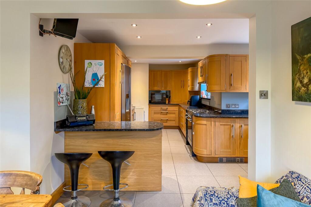 Additional image 21 of Woodland Drive, St. Albans, Hertfordshire, AL4