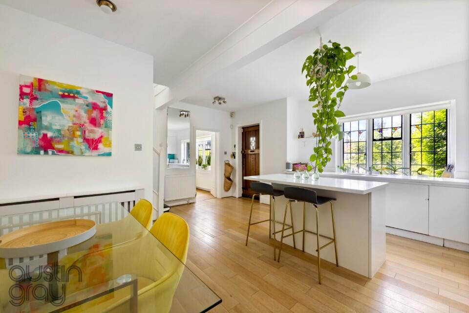 Elm Drive, Hove, East Sussex, BN3 photo 3