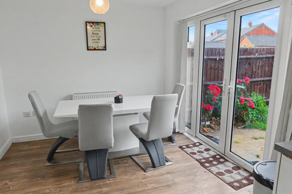 Lawrence Close, Banbury OX16 2DR photo 4