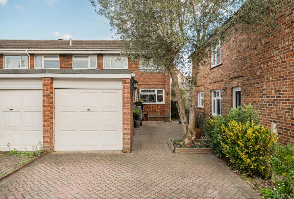 Main image of property: Nursery Road, Tunbridge Wells, Kent, TN4