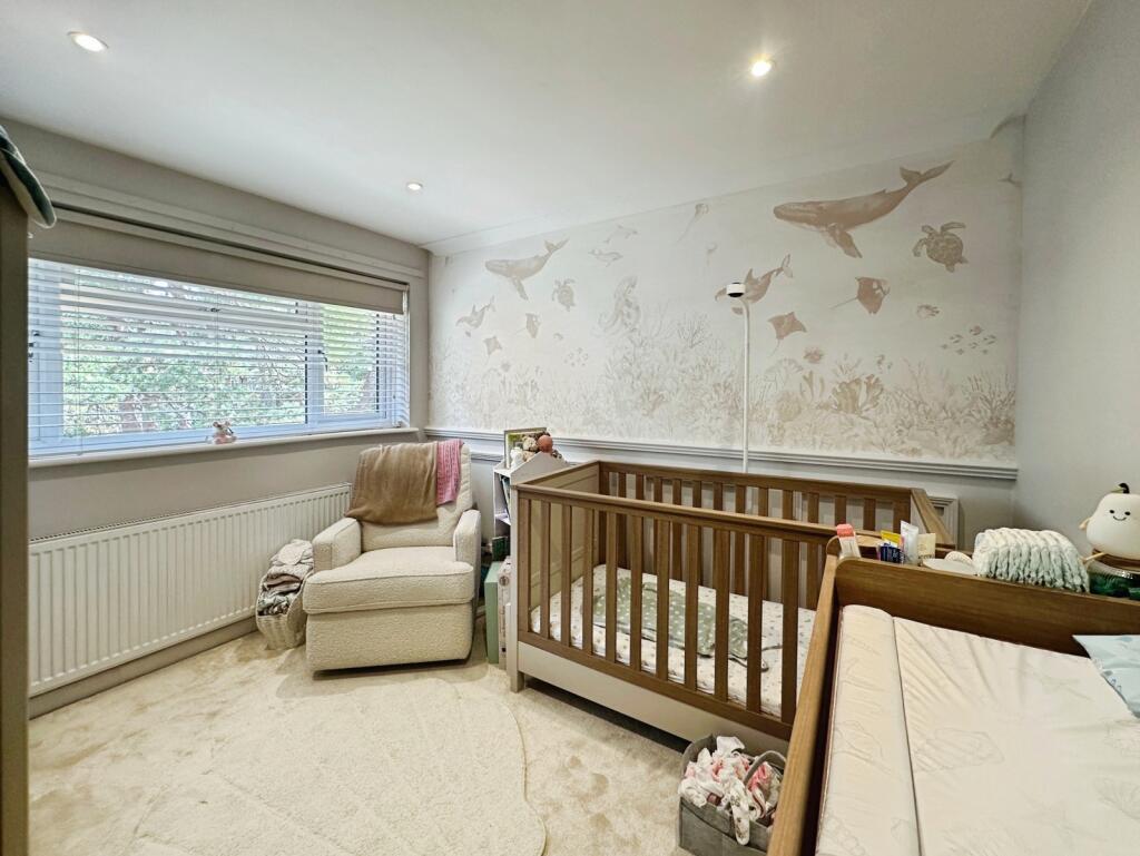 House in Surrey Heath, Surrey - View 5