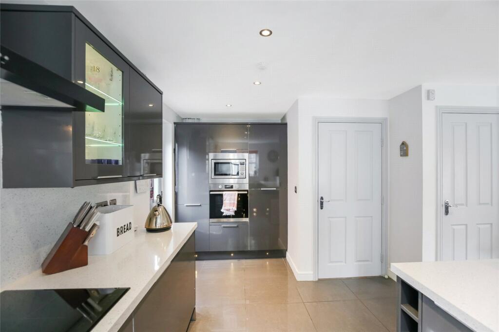 Nursery Wynd, Kilwinning, North Ayrshire, KA13 - View 6