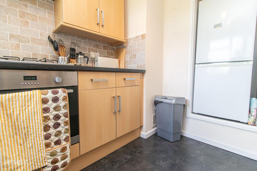 Apartment in Barry, Vale of Glamorgan - View 4