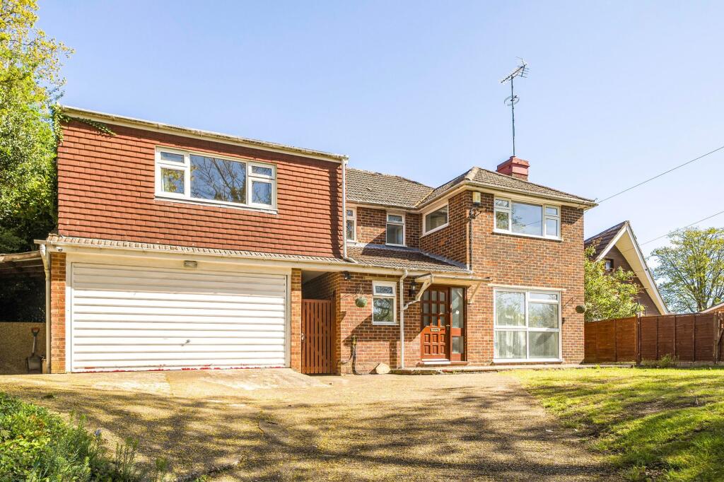 Main image of property: The Vale, Coulsdon, CR5