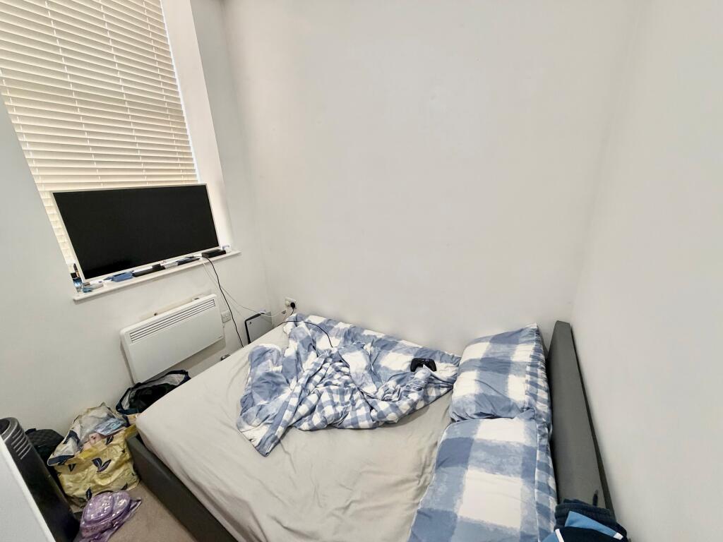 Apartment in Derby - View 5