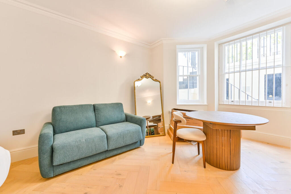 Apartment in London - More