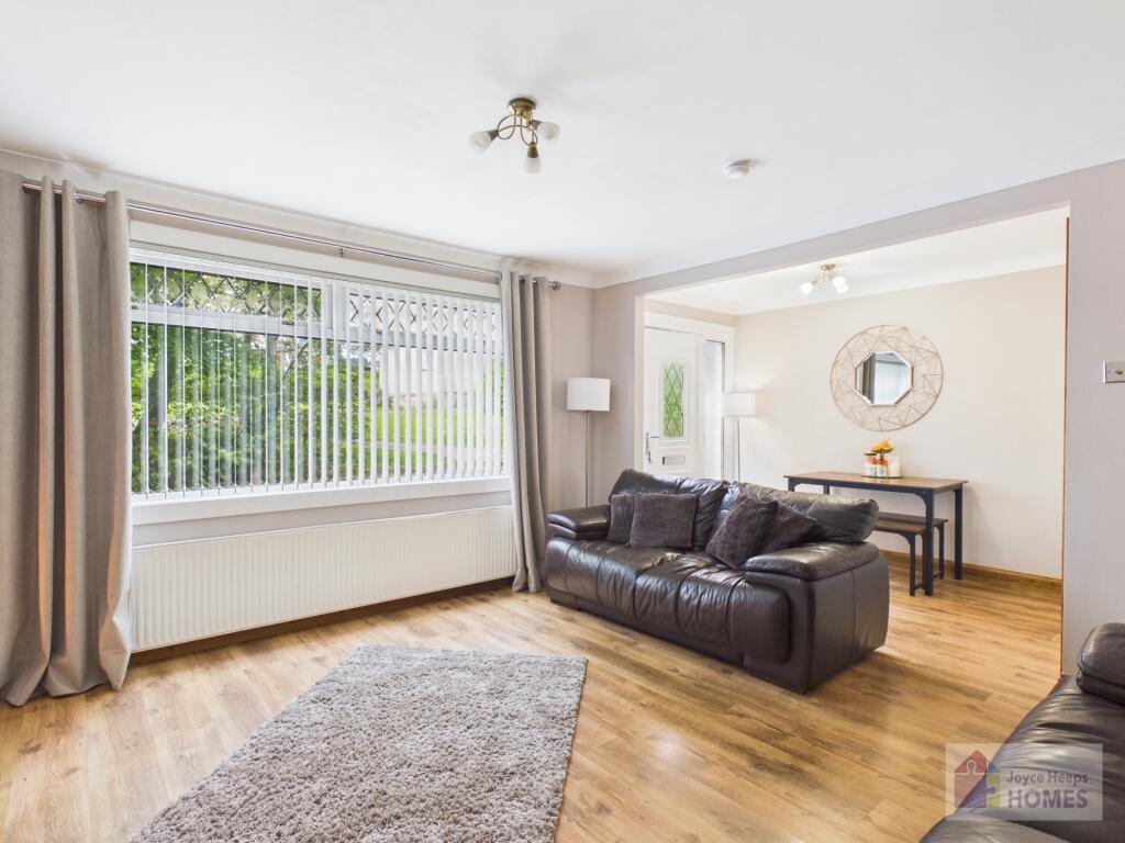 Chestnut Crescent, Greenhills, East Kilbride, G75  photo 4