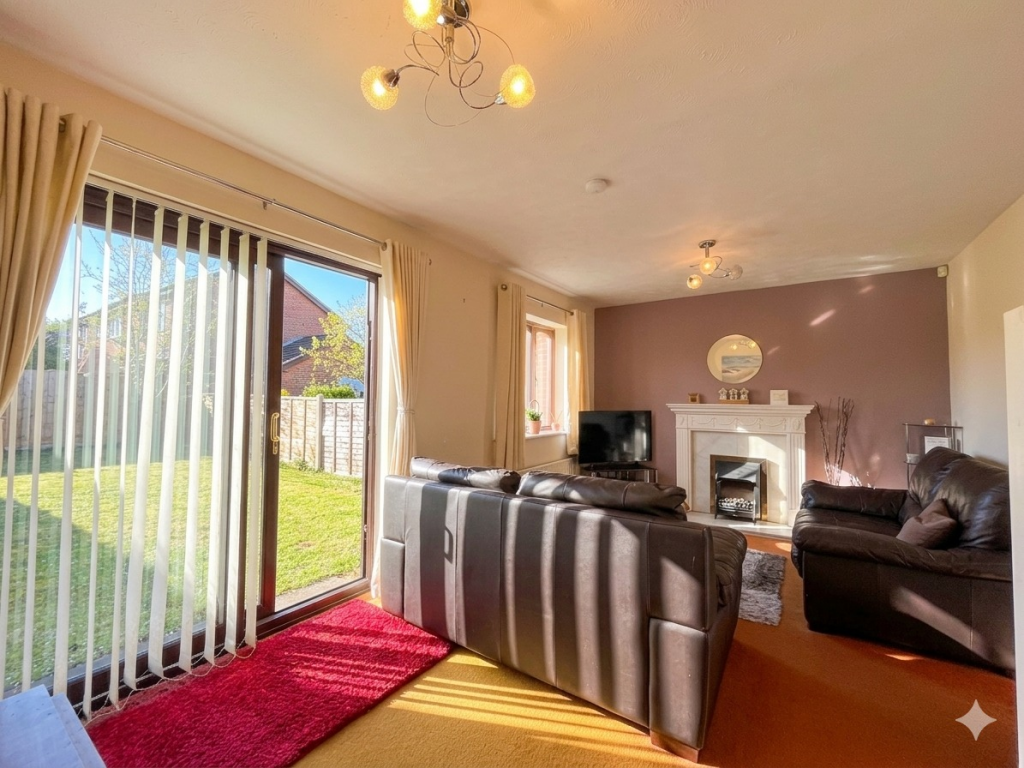 House in Luton, Bramingham Park - View 3