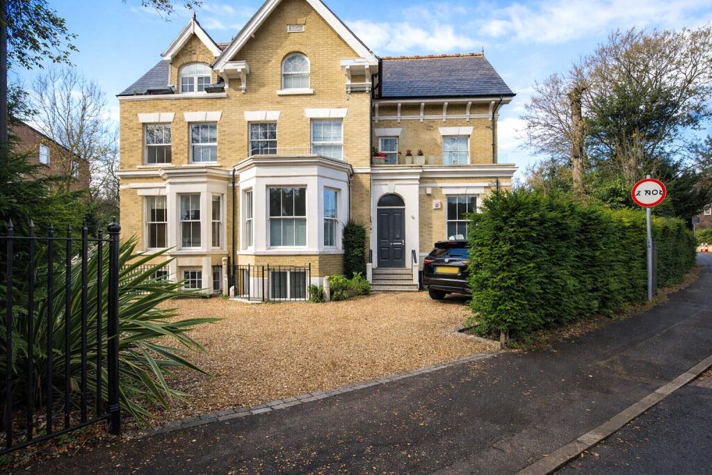 Main image of property: Fox Hill, London, SE19