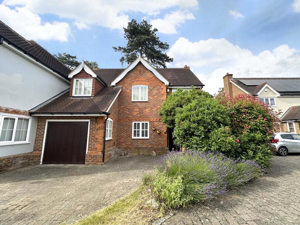 Main image of property: Kemsley Chase, Slough, Berkshire, SL2