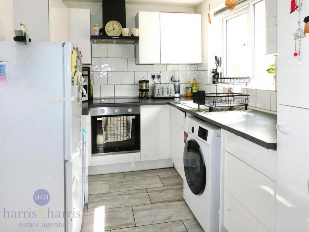 House in Exeter - View 3