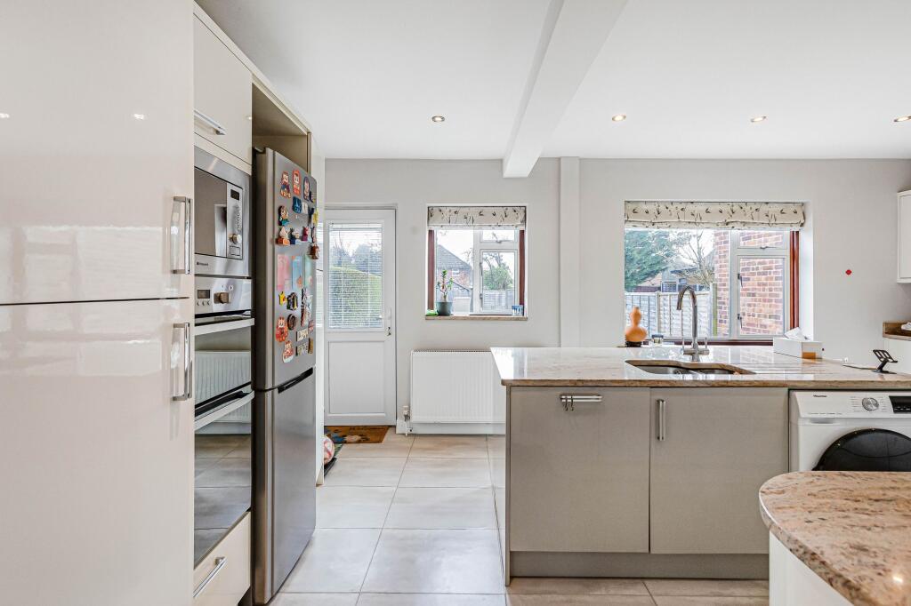 House in St Albans, London Colney - More