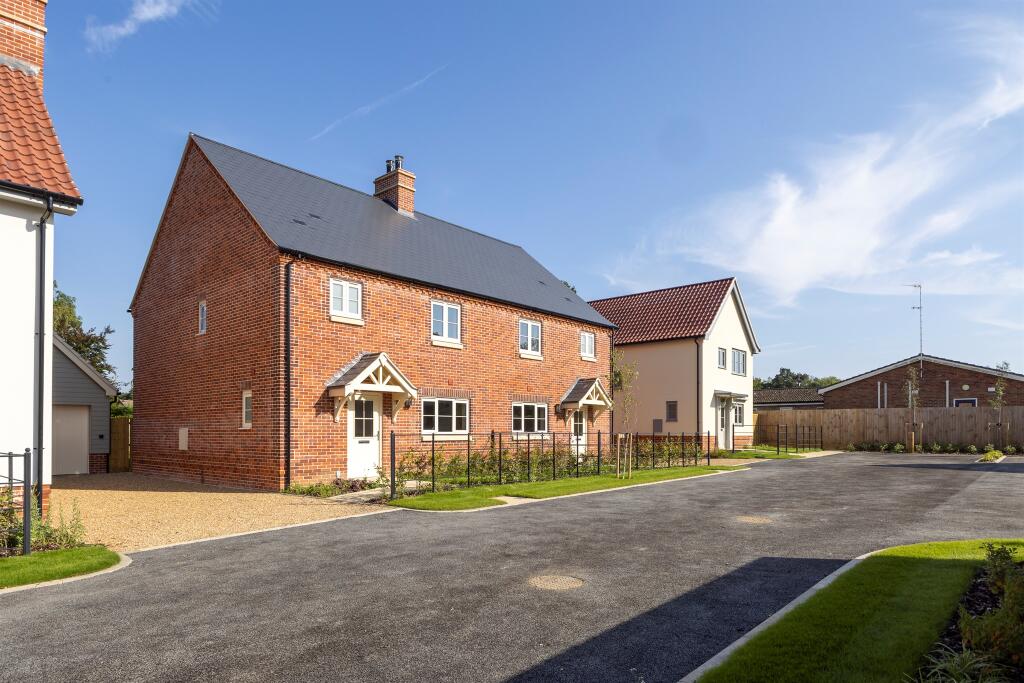 3-bed semi-detached on Chapel Road, Mendlesham, Stowmarket, £350,000