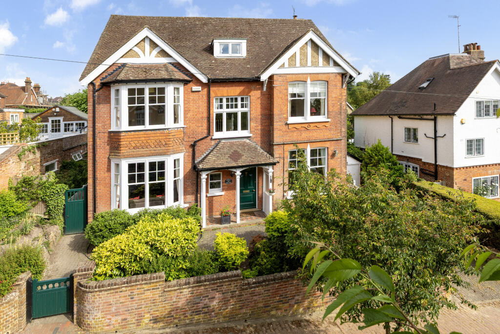 Main image of property: Oakdale Road, Tunbridge Wells, TN4