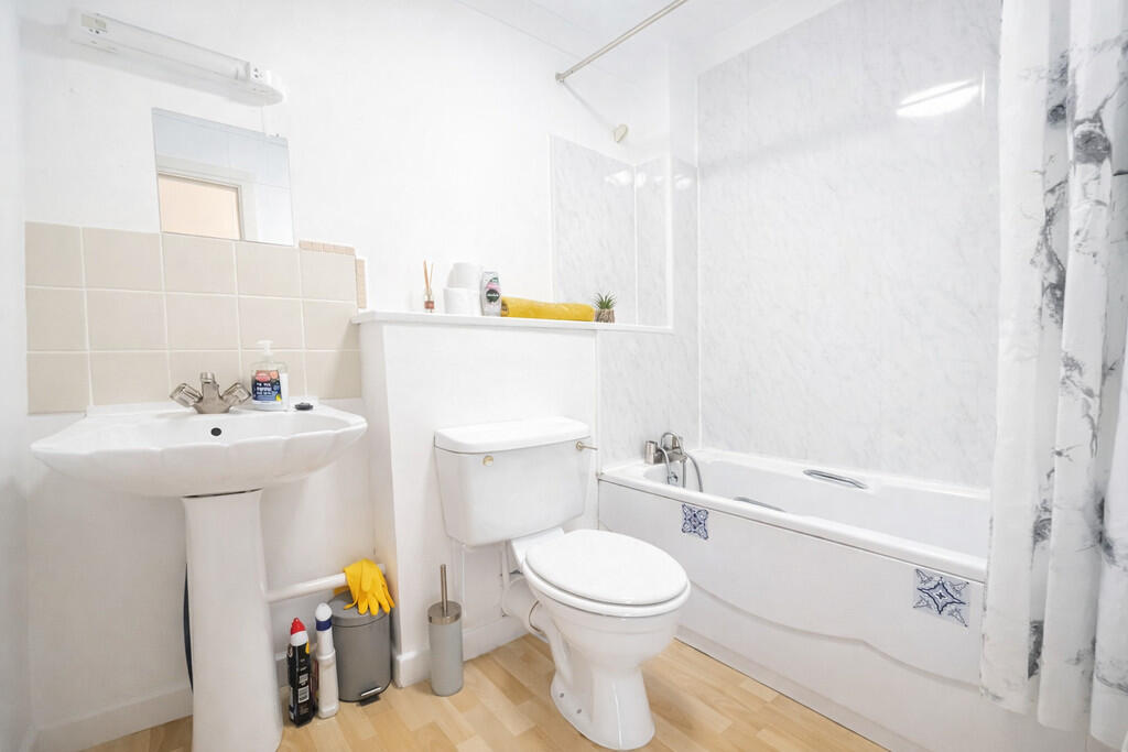 Additional image 5 of Christchurch Road, Bournemouth