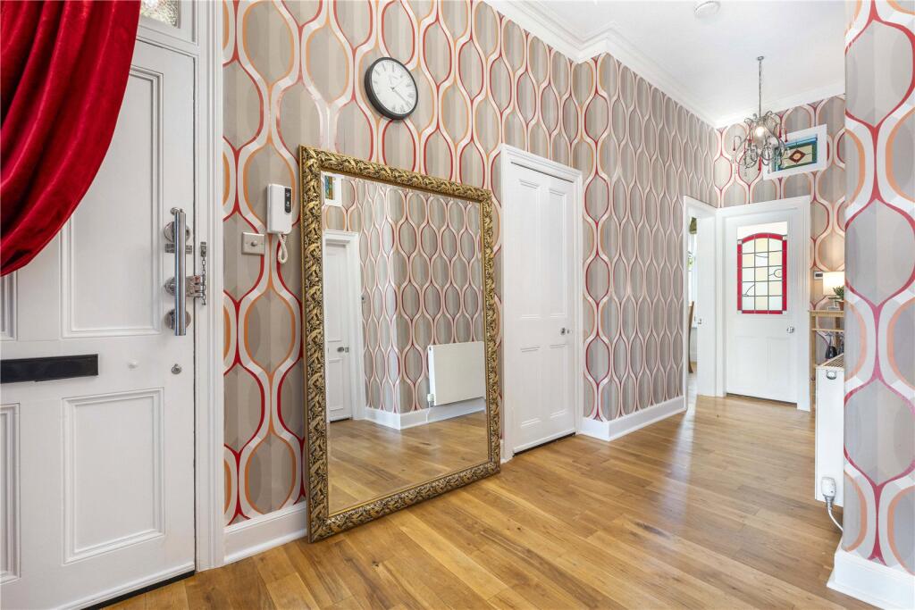 Apartment in Edinburgh, Church Hill, Morningside - View 4