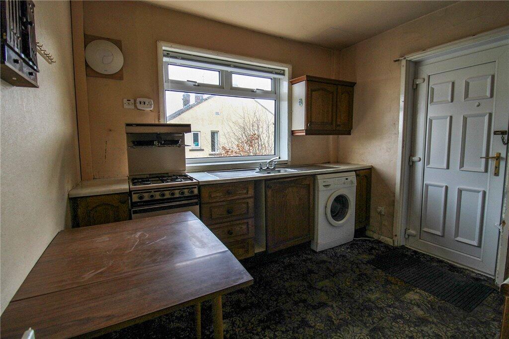 Whin Knoll Avenue, Keighley, West Yorkshire, BD21 - View 3