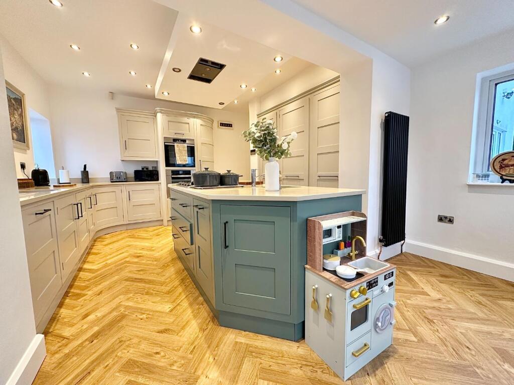 Sandy Hall Lane, Barrowford - View 6