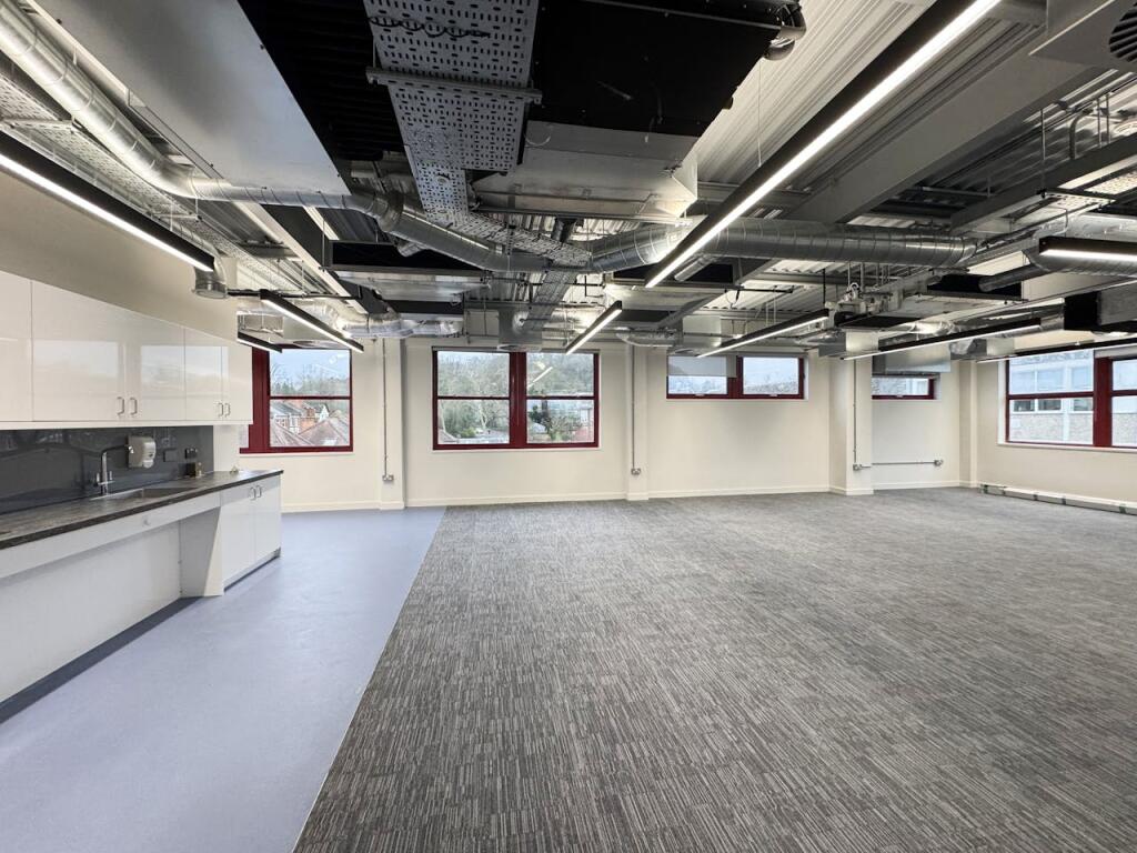 Main image of property: 29 Grove Hill (3rd Floor), Harrow, HA1 3AB