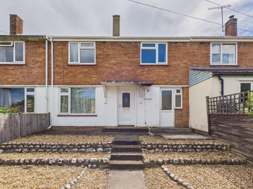 Main image of property: Weynor Gardens, Kelling, NR25