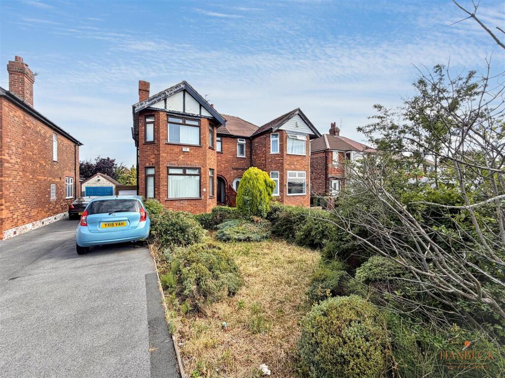 Main image of property: Hull Road, Anlaby, Hull