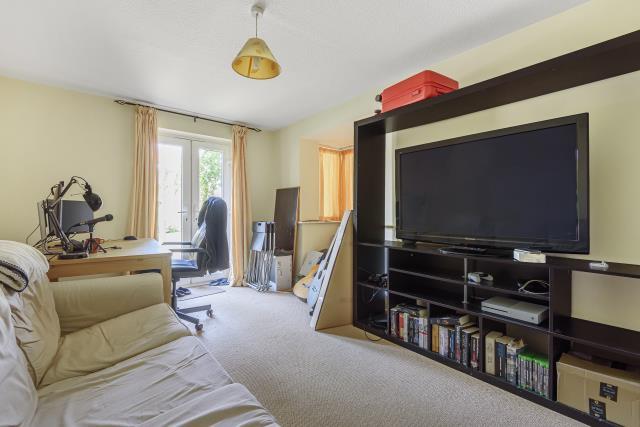 Apartment in South Oxfordshire, Ladygrove, Didcot - View 5