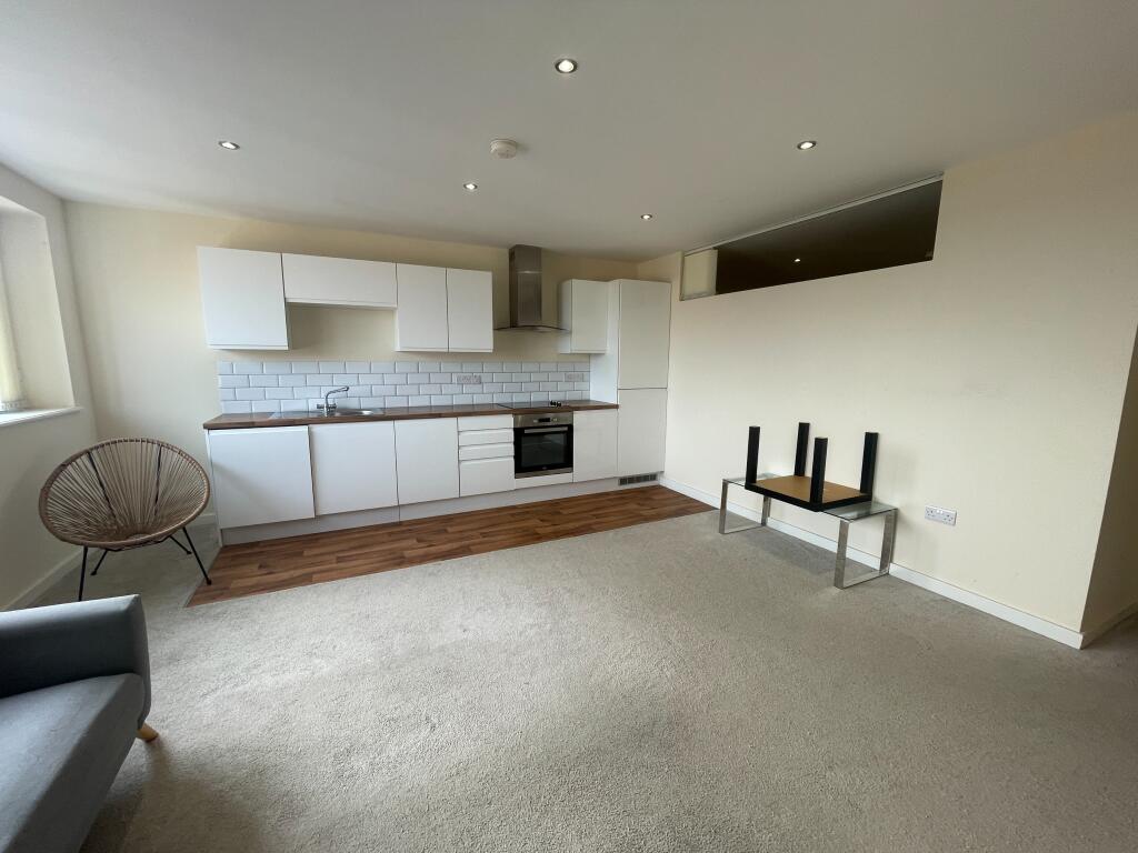 Apartment in Derby - View 5