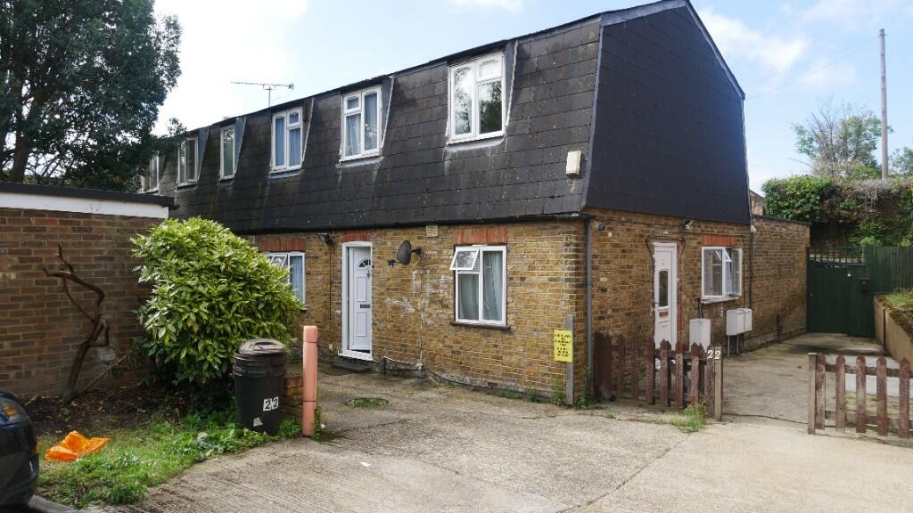 Main image of property: Hilliers Avenue,Uxbridge,UB8