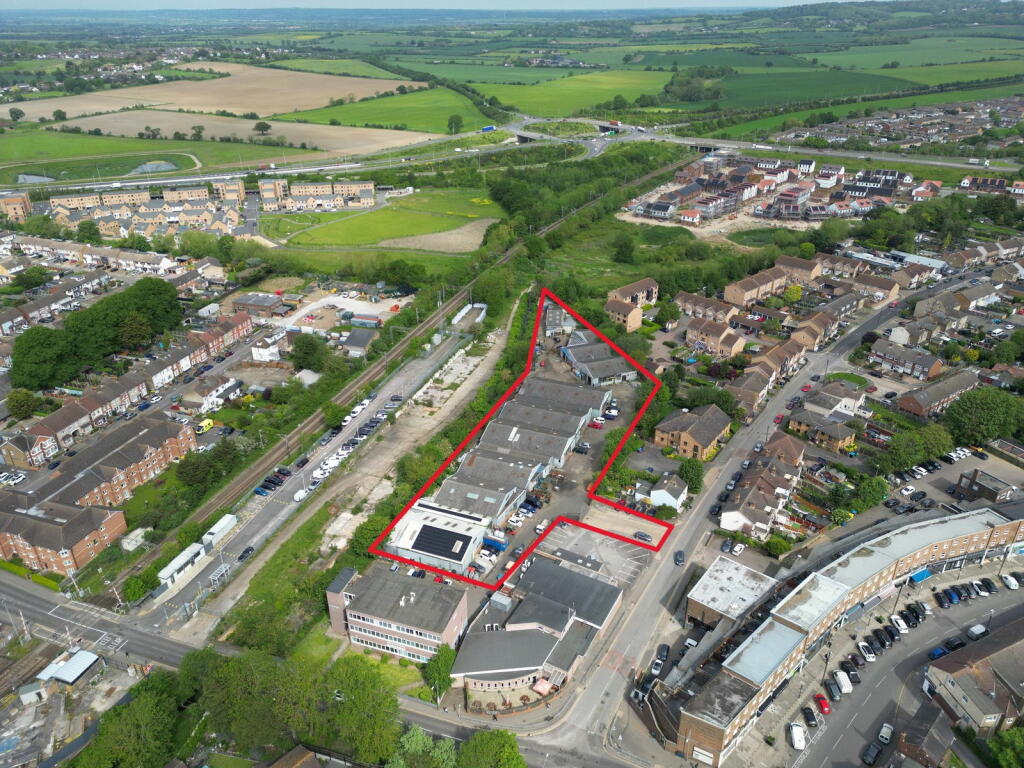 Main image of property: Baryta Close, Stanford-le-hope, Essex, SS17 0JE