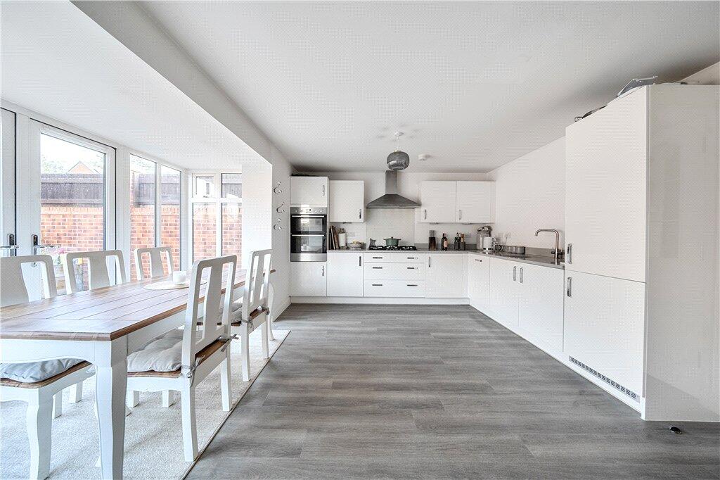 House in Southampton - View 5