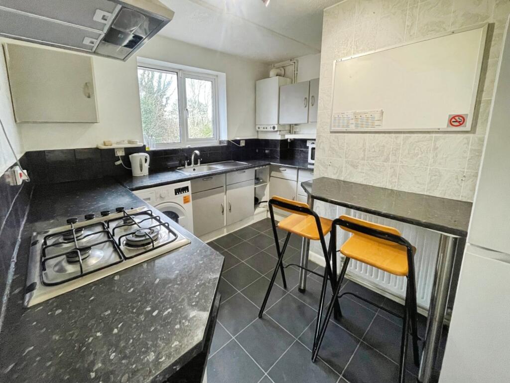 Stapleford Close, Manchester, Greater Manchester, M23 photo 3
