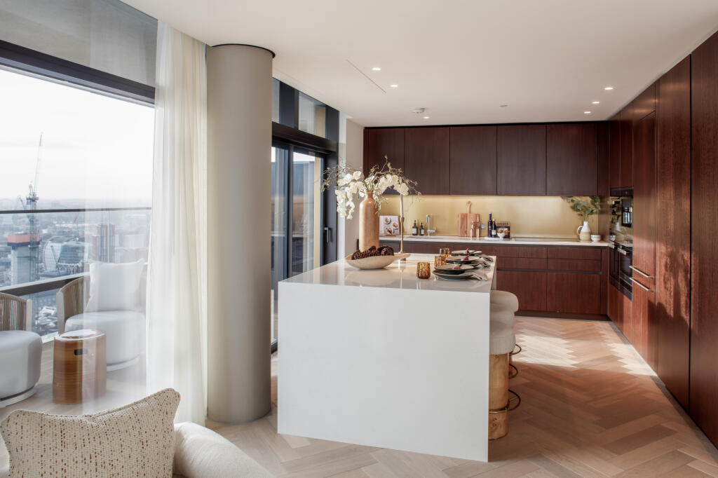 Apartment in London - More