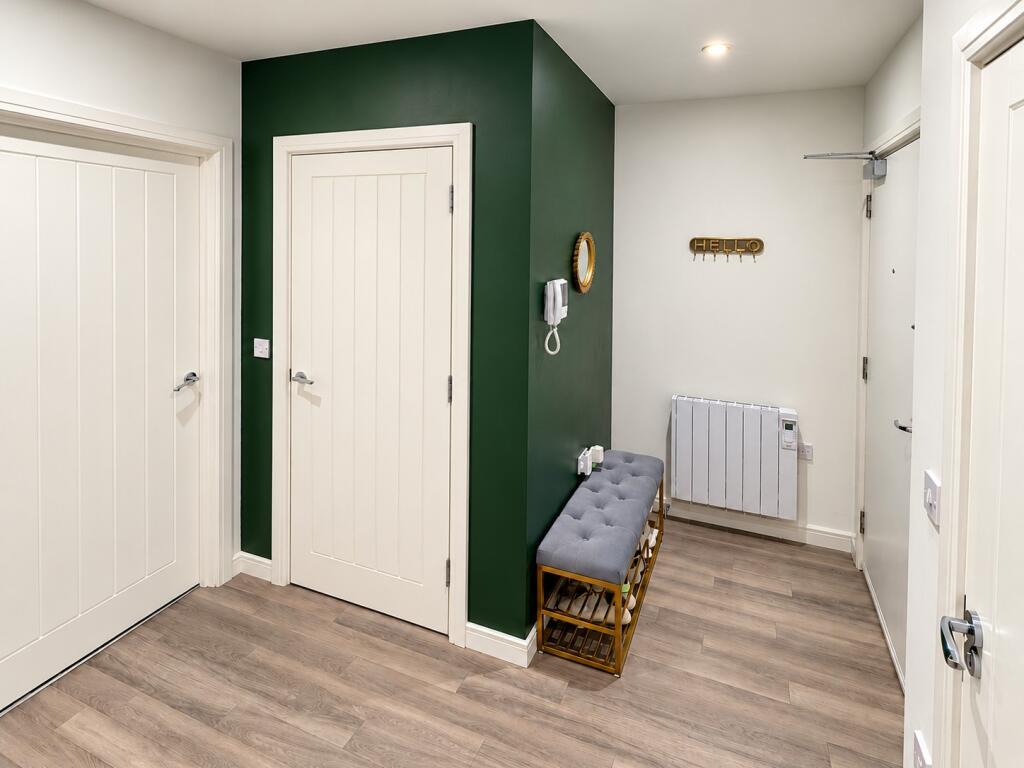 Apartment in Welwyn Hatfield, Hertfordshire - More