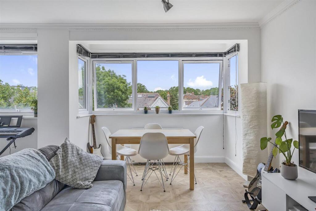 Apartment in London - View 4