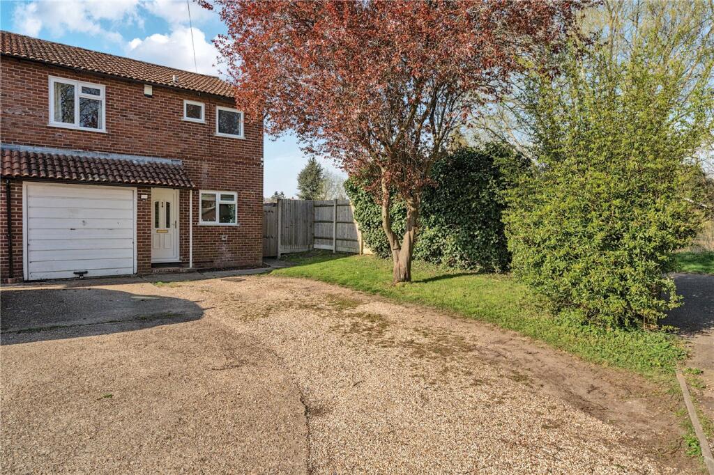 Main image of property: Walton Way, Newbury, Berkshire, RG14