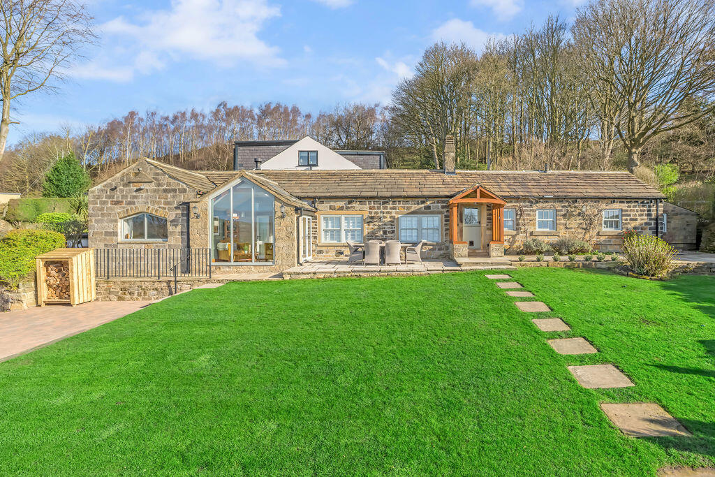 Main image of property: Odda Lane, Hawksworth