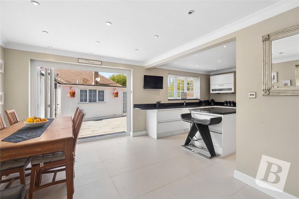House in London - View 4