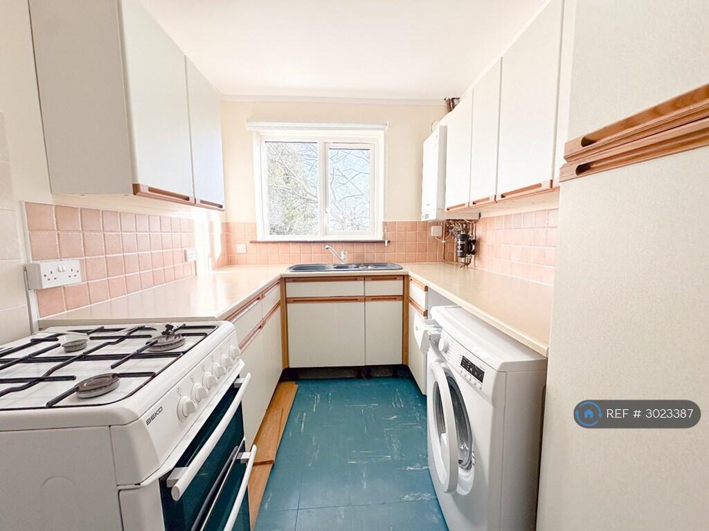 Apartment in Bournemouth - View 5