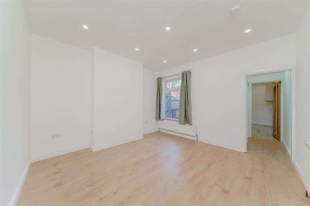 House in Birmingham, Bournbrook - View 4