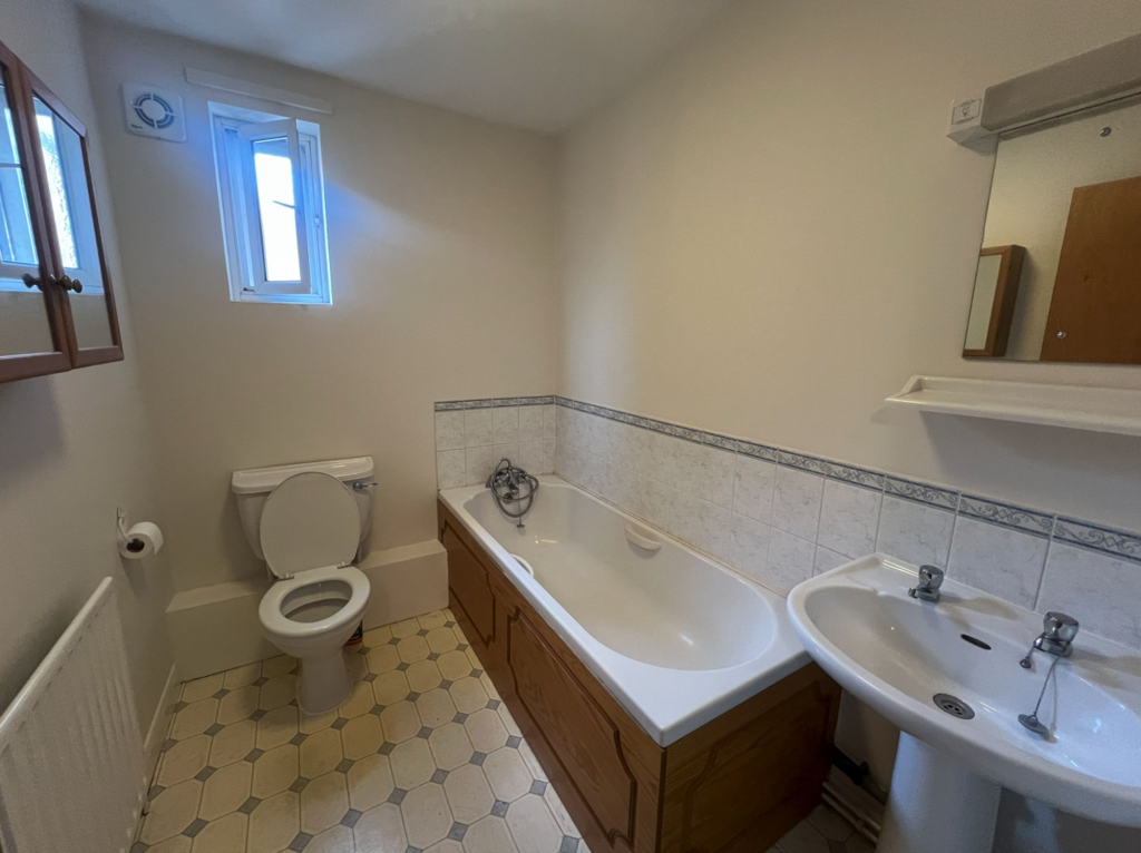 Apartment in Newark and Sherwood, Newark - View 5
